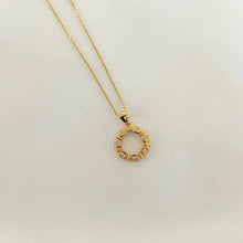 Load image into Gallery viewer, The Circle Necklace
